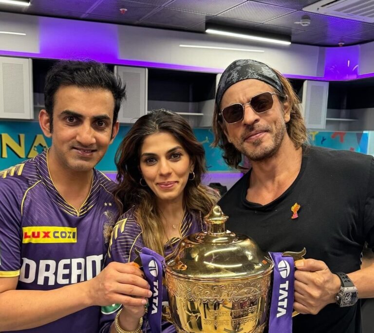 Shah Rukh Celebrates KKR’s IPL Win; Warm Hug for Captain Shreyas Iyer, Kisses Gautam Gambhir on Forehead