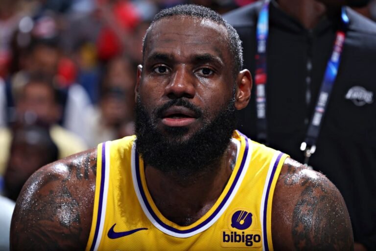 “Absolutely No Sense”: LeBron James Demands NBA to Change One Rule