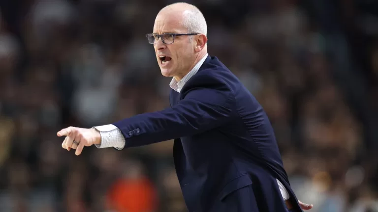 Lakers Miss Out on Top Target as Dan Hurley Opts for UConn Stay