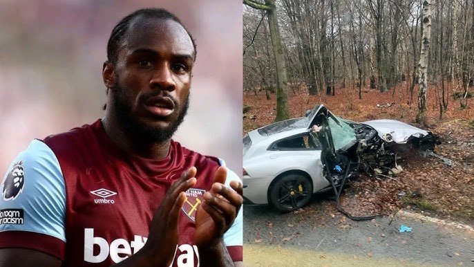 West Ham Forward striker Michail Antonio Involved in Car Crash